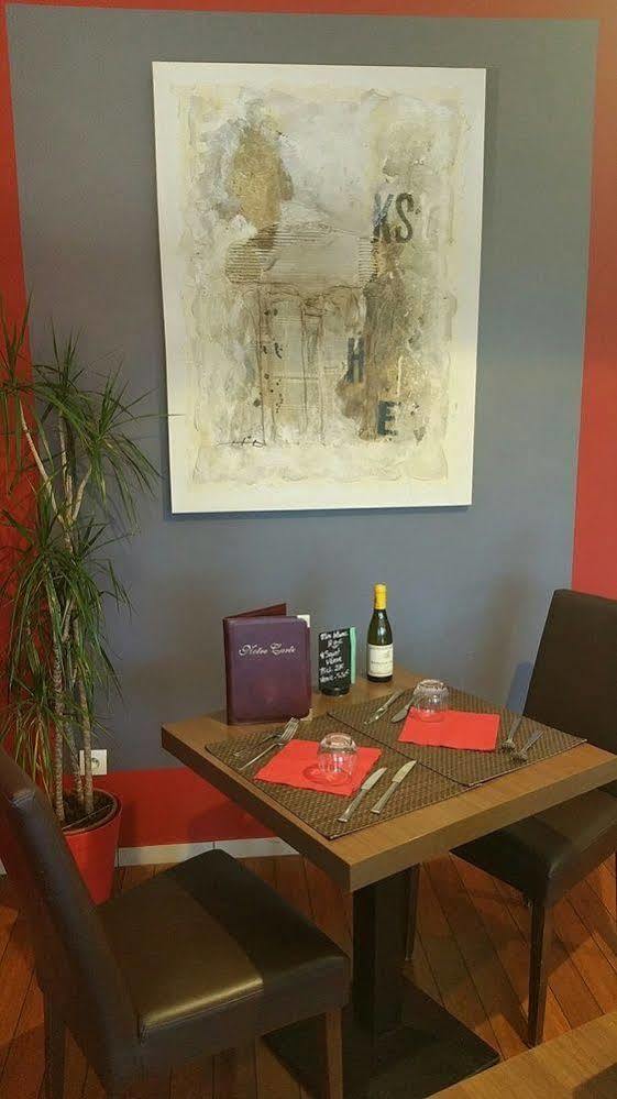 Ibis Avallon Маньи Экстерьер фото